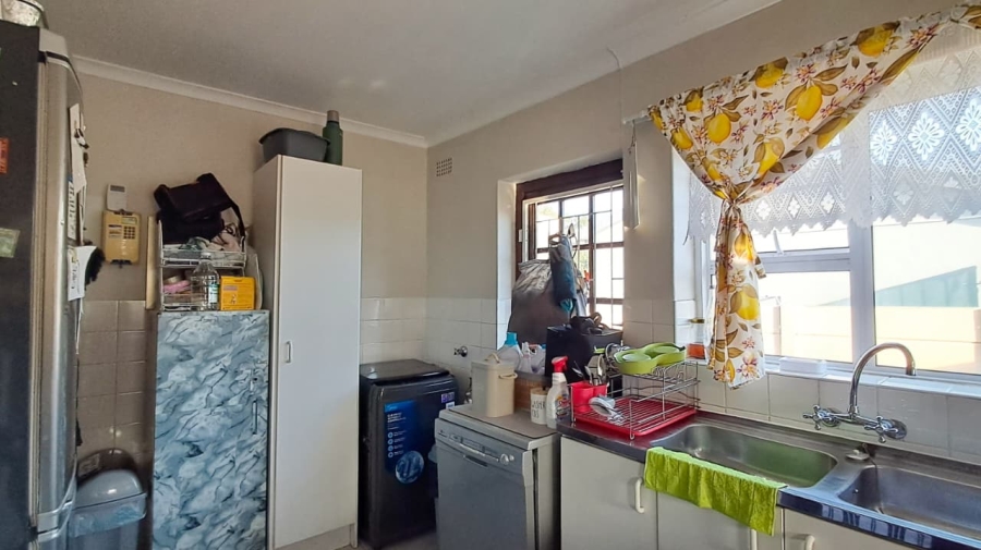 3 Bedroom Property for Sale in Zoo Park Western Cape